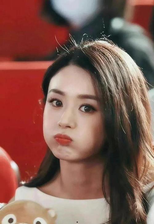 娱乐圈女星吃瓜日常小说,明星们的甜蜜瓜田