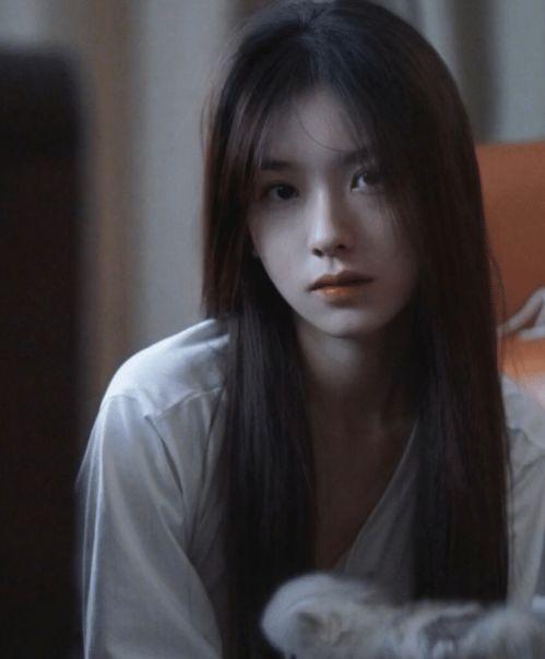 娱乐吃瓜的头像图片女